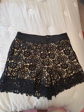 Monteau Black Top with White Label Detail